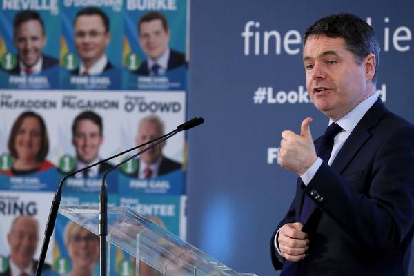 Sinn Féin playing ‘con job’ on public, says Donohoe