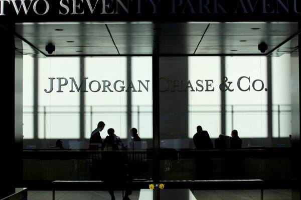 European shares advance as JP Morgan results breathe life into banks