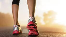Minimal footwear may reduce running injuries, study finds