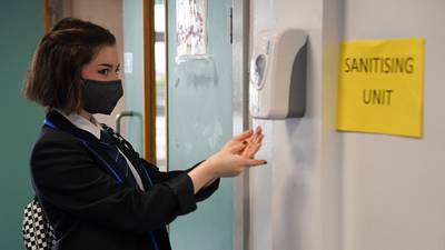 British government defends U-turn on mask-wearing in schools