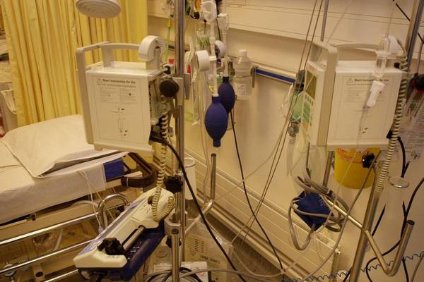 In-hospital death risk from heart attack, stroke, pneumonia falls