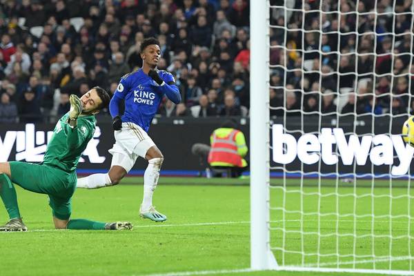 Leicester back to winning ways as West Ham’s woes continue