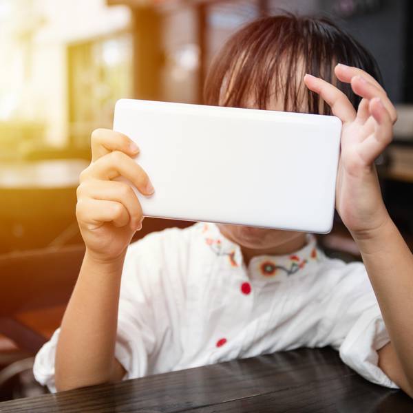 What’s the right age for my daughter to get a smartphone? I asked her older siblings
