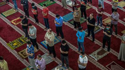 Muslims prepare for end of a Ramadan like no other in history