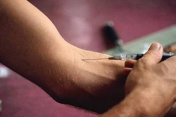 Decriminalisation of all drugs for personal use considered