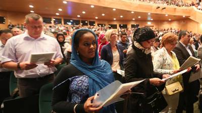 More than 3,800 citizens sworn in at convention centre
