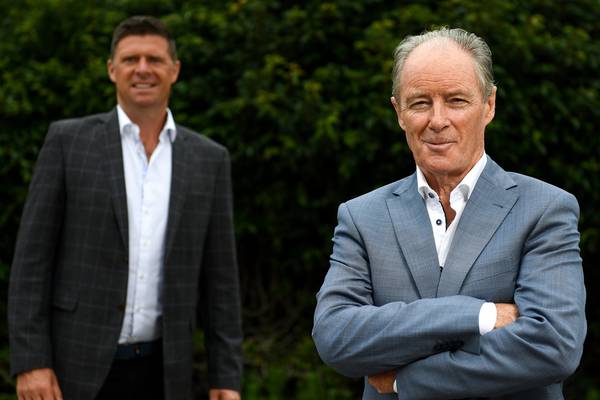 Niall Quinn and Brian Kerr differ on role of outsiders in FAI