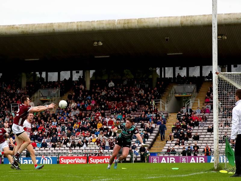 Controlled Galway pick off 14-man Derry to make opening statement