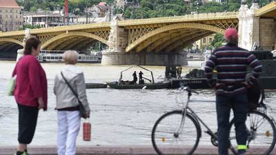 Dangerous Danube prevents divers reaching sunken pleasure boat