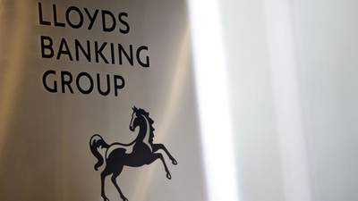 Lloyds Bank strengthens dividend case as profits jump