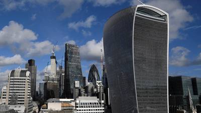UK aims to keep financial rules close to EU after Brexit