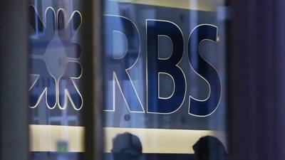 RBS awards 10 senior executives £3.5 million in shares
