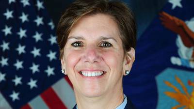 Lori Robinson set to become first woman US combatant chief