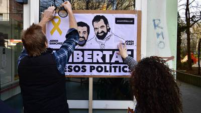 Court stops jailed Catalan leader Sànchez facing investiture vote