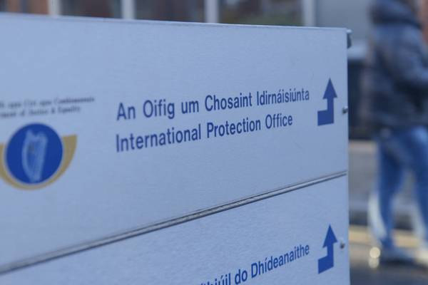 Asylum seekers continue to arrive in Ireland despite accommodation warnings