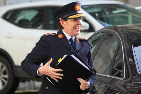 Evidence of Garda Commissioner contradicted at Dáil committee