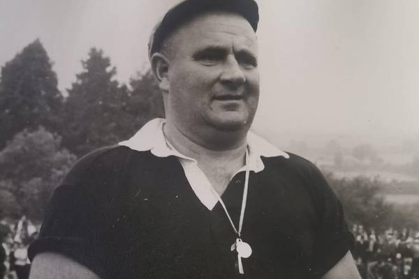 Eamonn ‘Fitch’ Moules, referee of first televised All-Ireland football final, dies aged 97