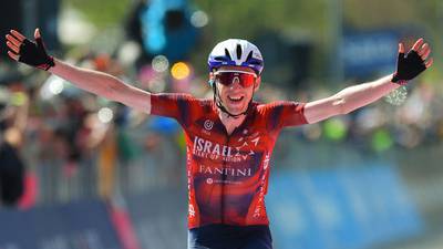 Dan Martin brings an end to pro career at Il Lombardia Classic