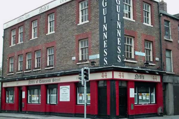 Ned's pub in Dublin city may be turned into budget hotel