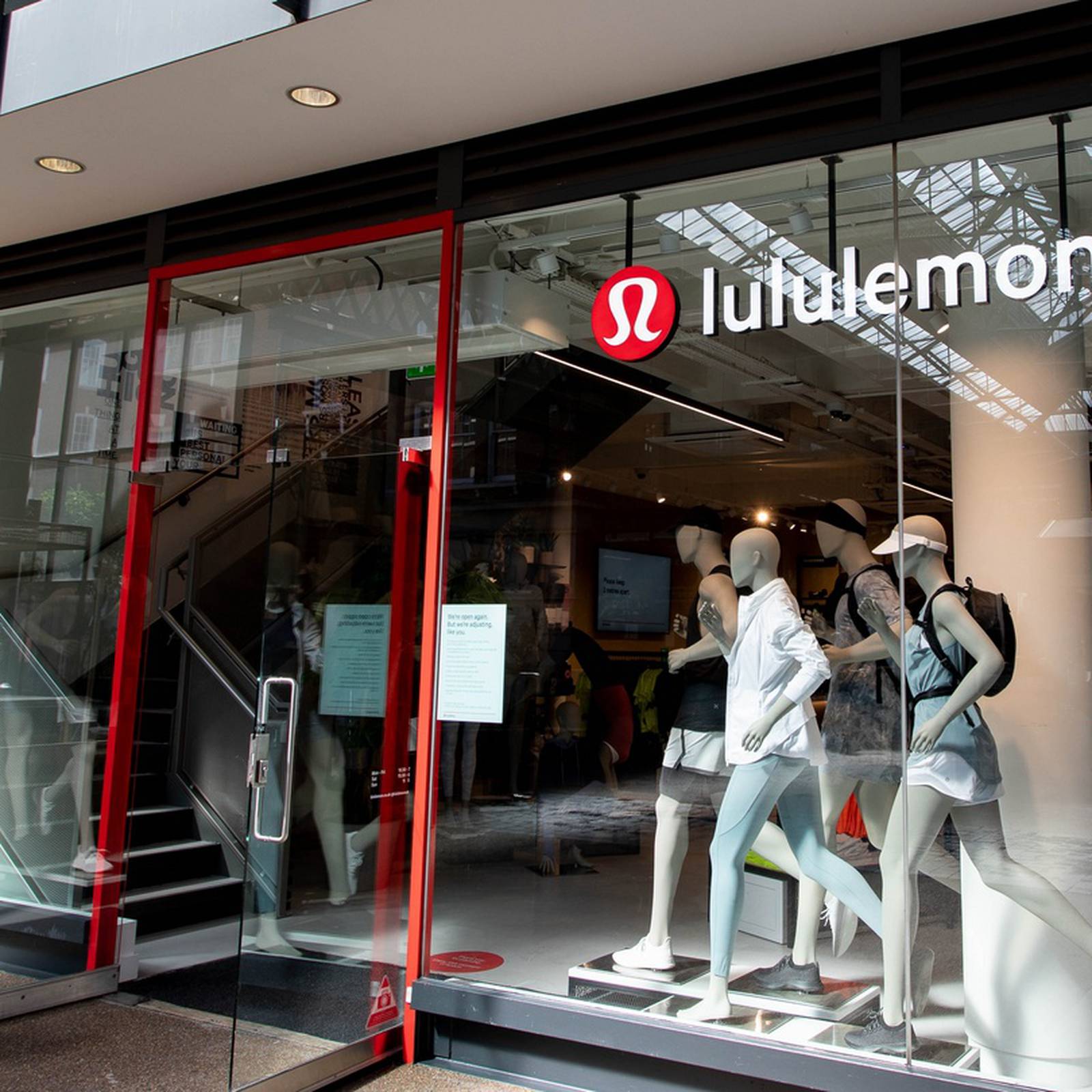 Lululemon signs 10-year lease on flagship Grafton Street store – The Irish  Times