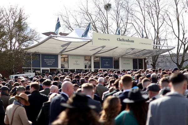 Racegoers at Cheltenham still permitted to attend races if found in possession of drugs