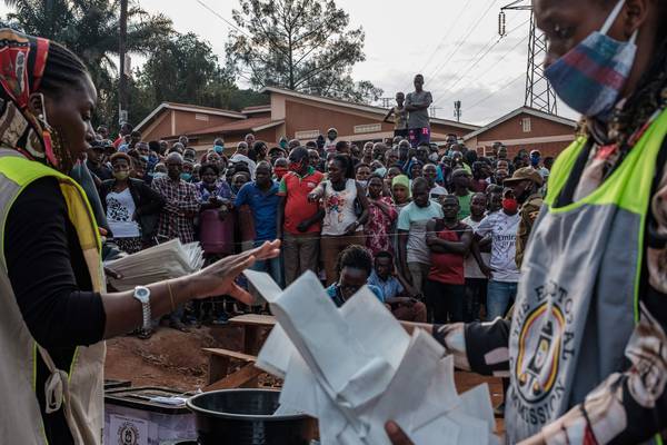 Uganda election: Museveni takes big lead as Bobi Wine claims fraud