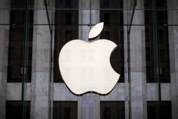 Money managers to earn €15m a year minding Apple’s cash