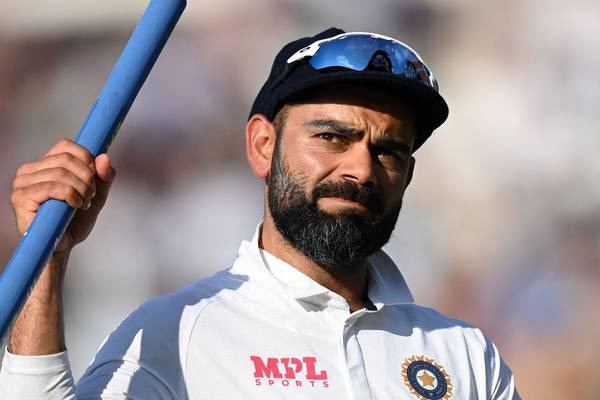 Virat Kohli gives up India test captaincy in surprise move