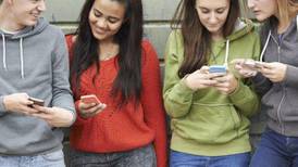 Yellow app aimed at teenagers labelled ‘Tinder for kids’