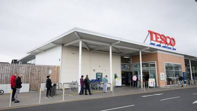 Supermarkets gear up for winter lockdown