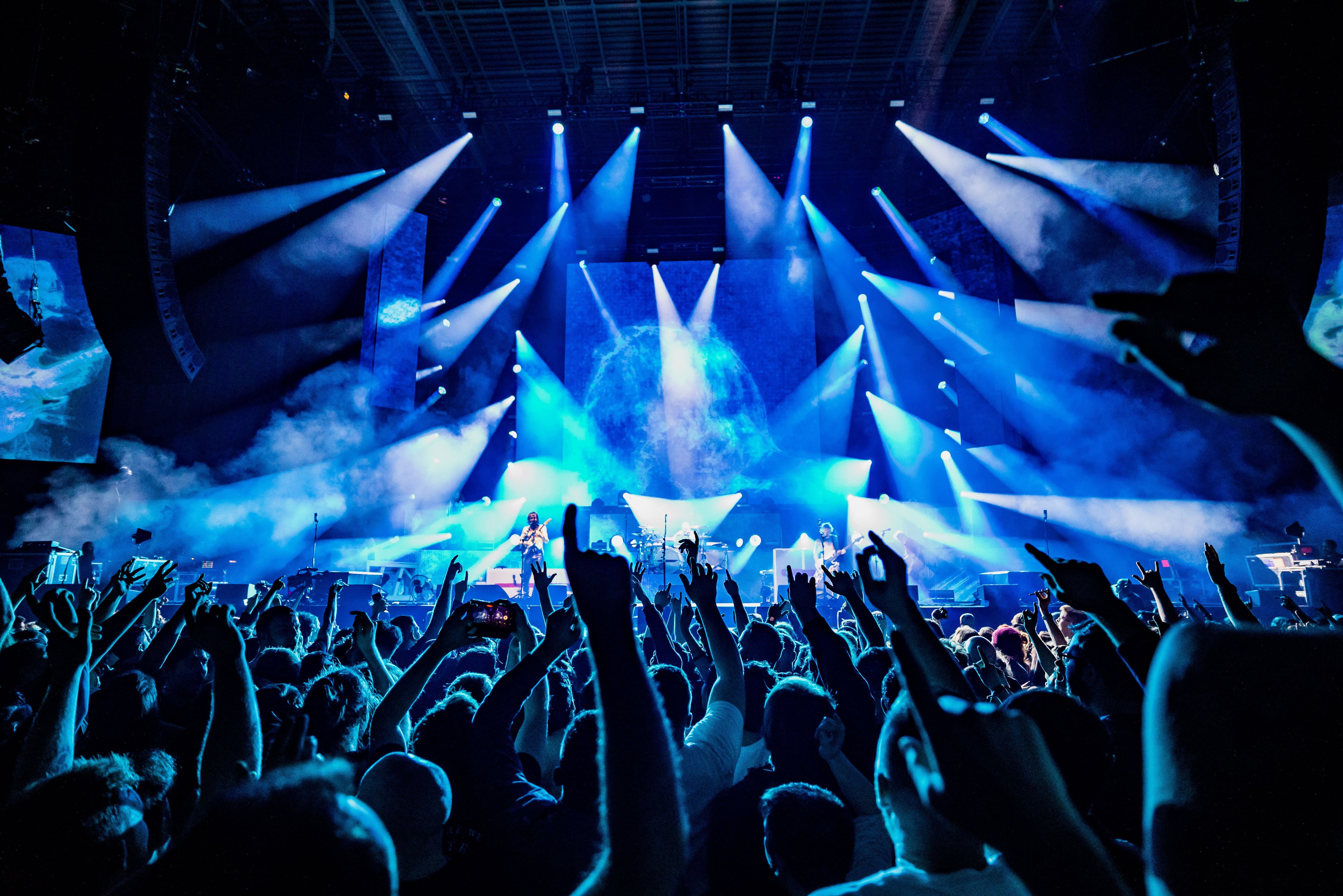 Metallica Concert Crowd Roaring in 2025