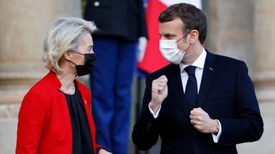 Europe key to solving Ukraine crisis, say Macron and von der Leyen