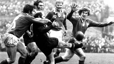 As Dublin was bombed Ireland were a kick away from beating the All Blacks