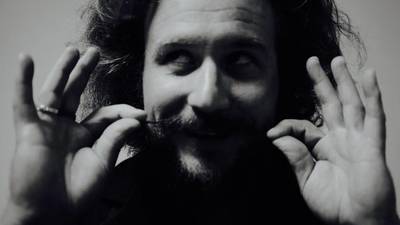 Jim James: Tribute To 2 – Classic bubblegum tunes with a bitter taste