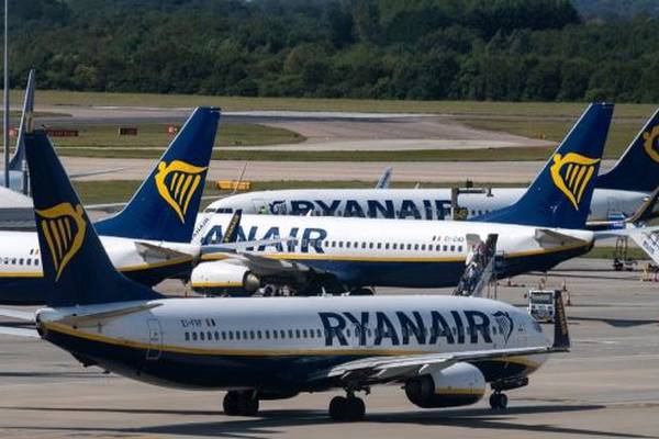 Ryanair, BA and easyJet launch legal action against UK quarantine