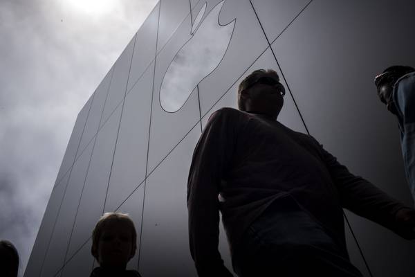 Apple to buy part of supplier Dialog’s business in $600m deal