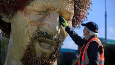 Council’s public art chief not for shifting statue of Luke Kelly