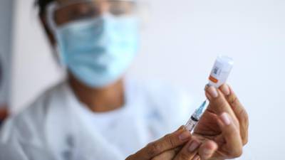 Over 33,000 health staff given vaccine without employment category recorded