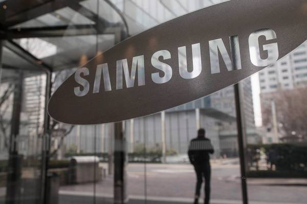 South Korean special prosecutors summon Samsung executives