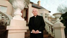 Pope Francis pays tribute to ‘peacemaker’ bishop Edward Daly