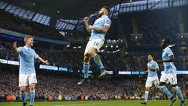 Yaya Toure’s late penalty keeps Manchester City on top