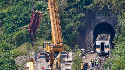 Taiwan crash: Site manager apologises, minister of transport to step down