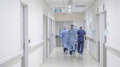 Proposed new public service pay deal backed by nurses, rejected by doctors