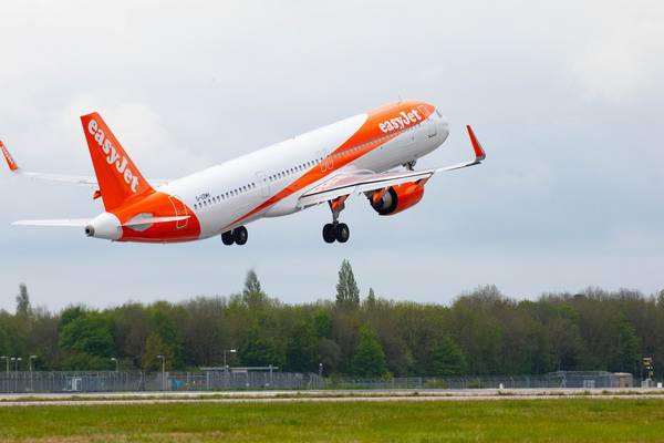EasyJet plans £1.2bn share sale after rejecting takeover approach