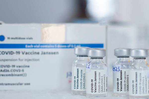 US health agencies lift pause on use of Johnson & Johnson Covid-19 vaccine