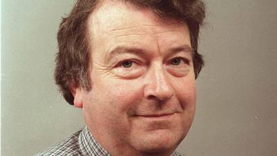Former senior ‘Irish Times’ journalist Dick Grogan dies