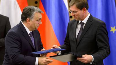 Viktor Orban wants new fence to curb migrants