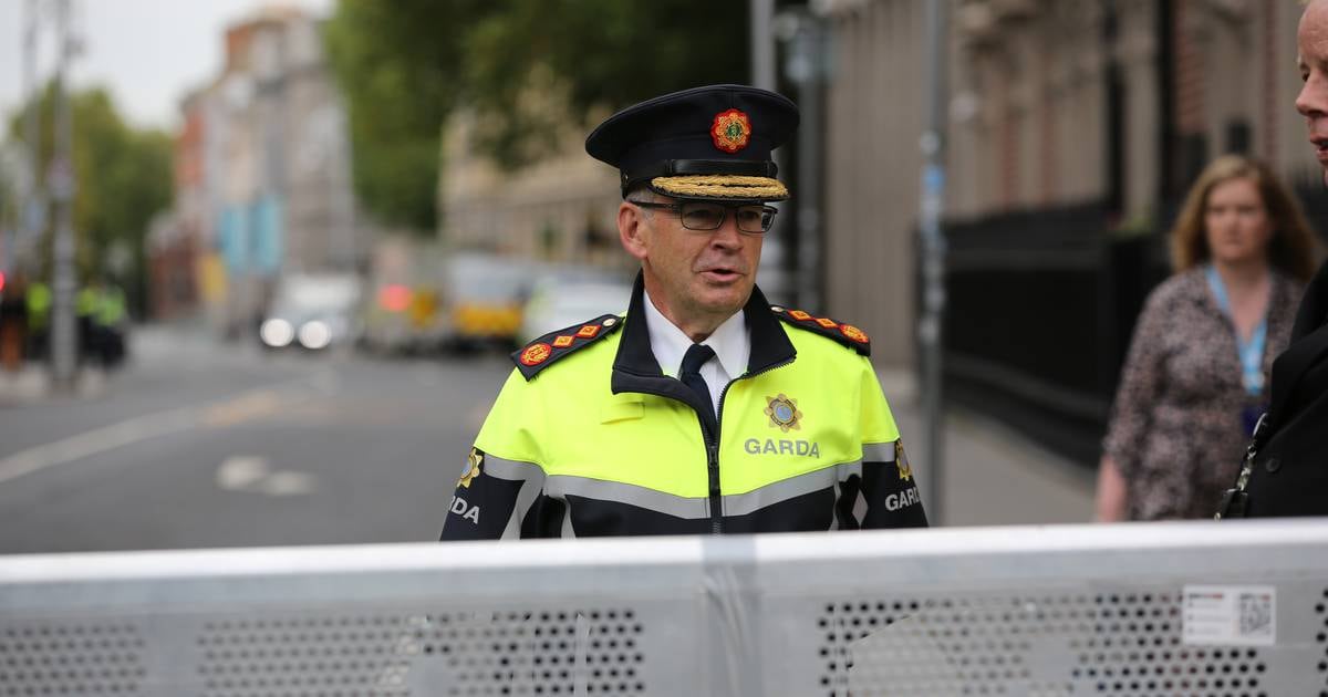 Le commissaire de police perd son appel lui demandant de fournir à d’anciens policiers des informations sur les publications sur les réseaux sociaux – The Irish Times