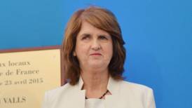 Burton defends changes to welfare for lone parents