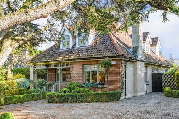 Picture perfect beneath the Willows’ shade for €1.5m